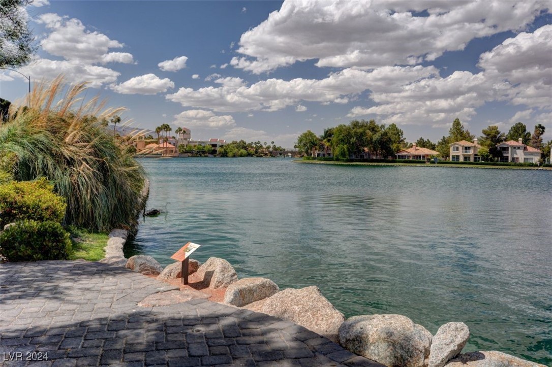 7844 Bluewater Drive