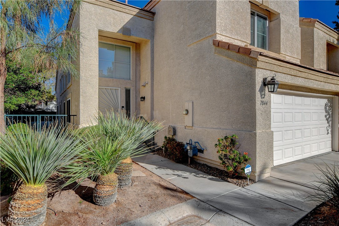 7844 Bluewater Drive