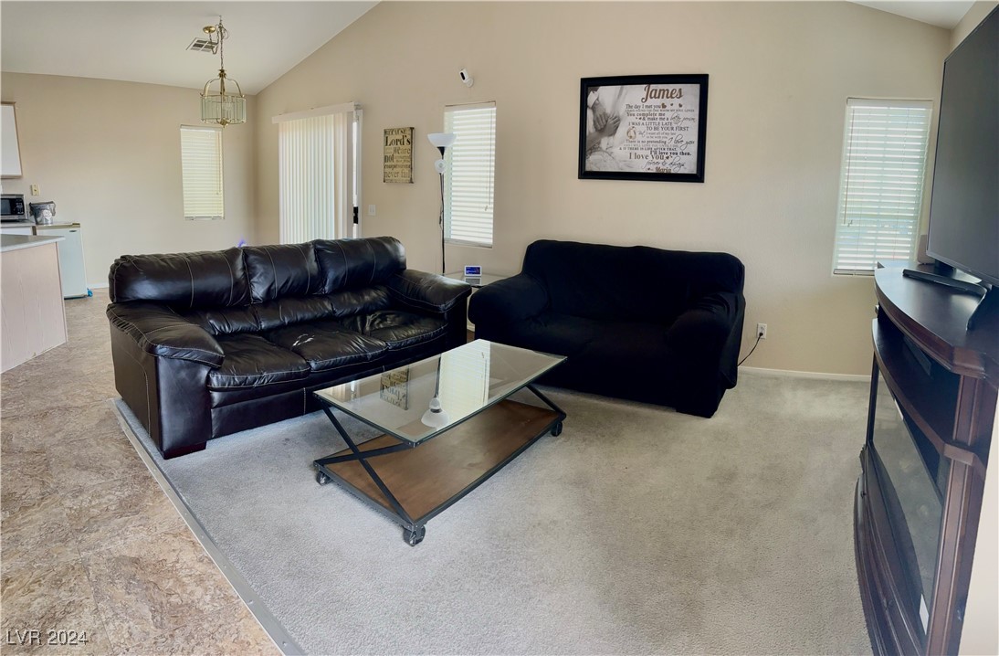 4607 Victoria Garden Avenue