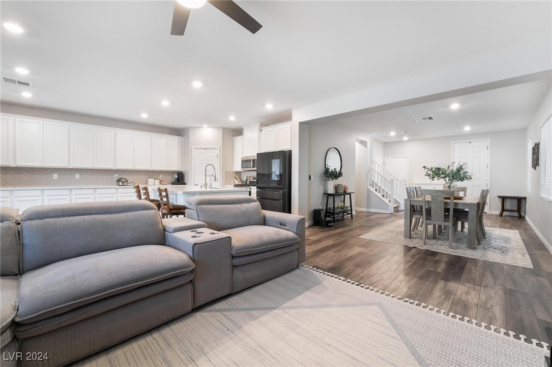 4008 West Le Baron Avenue