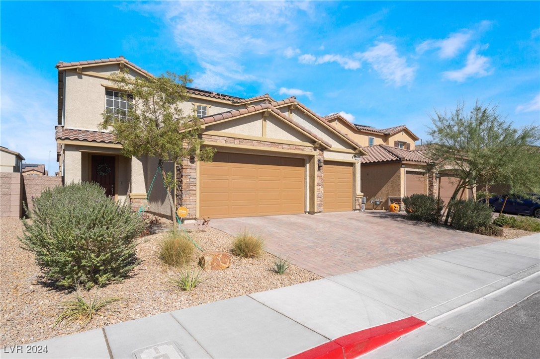 4008 West Le Baron Avenue