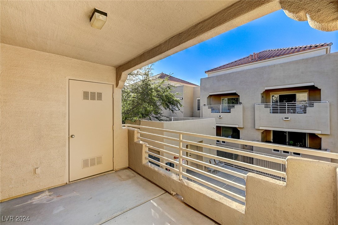 1909 Desert Falls Court 205