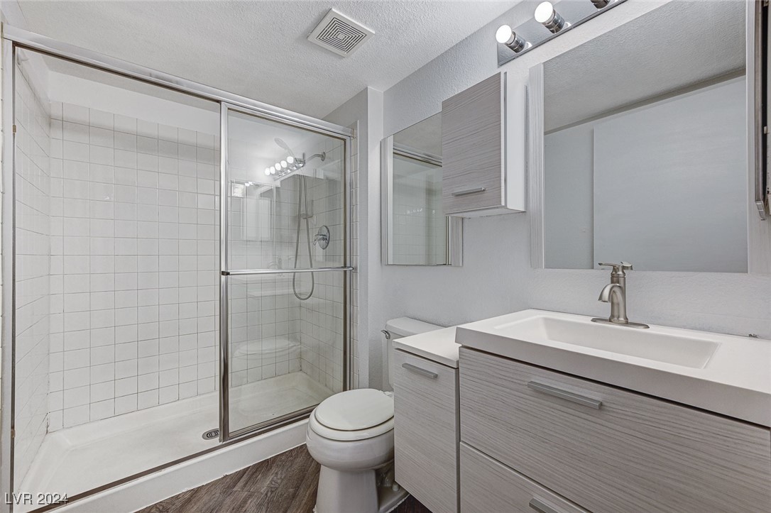 1909 Desert Falls Court 205