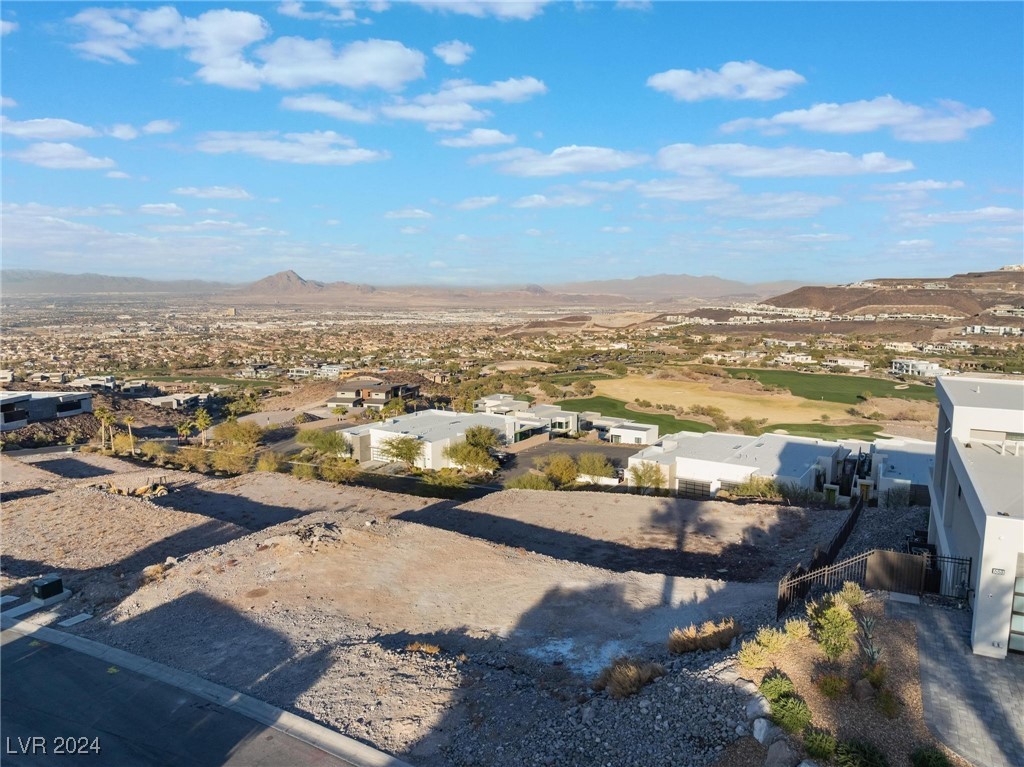 656 Dragon Peak Drive