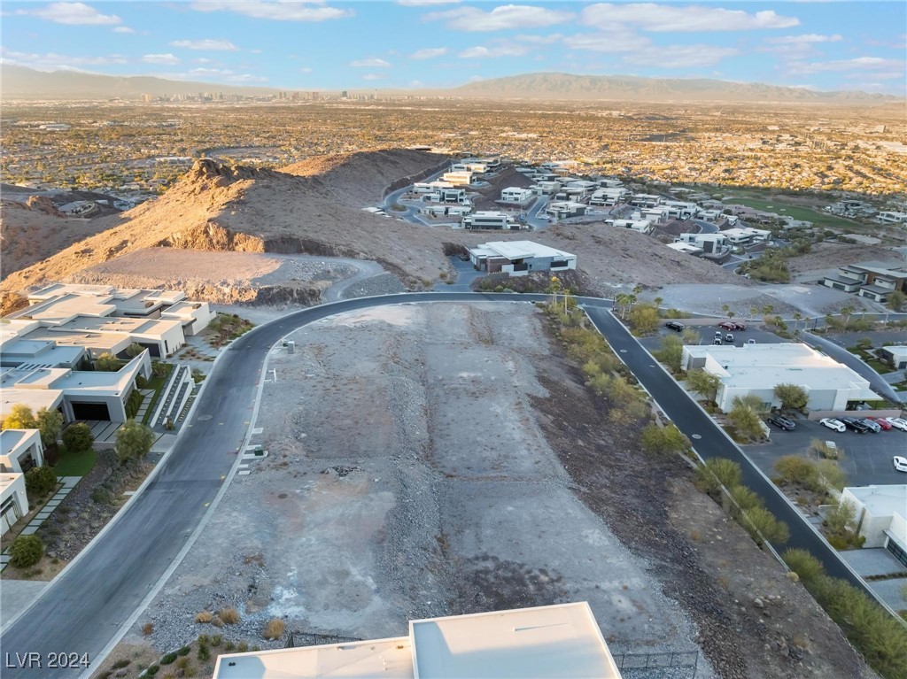 656 Dragon Peak Drive