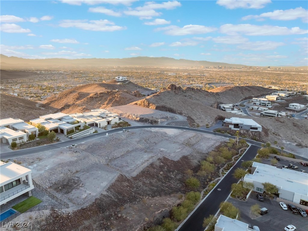 656 Dragon Peak Drive