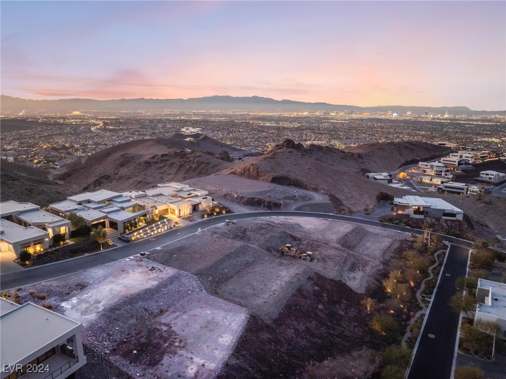 656 Dragon Peak Drive