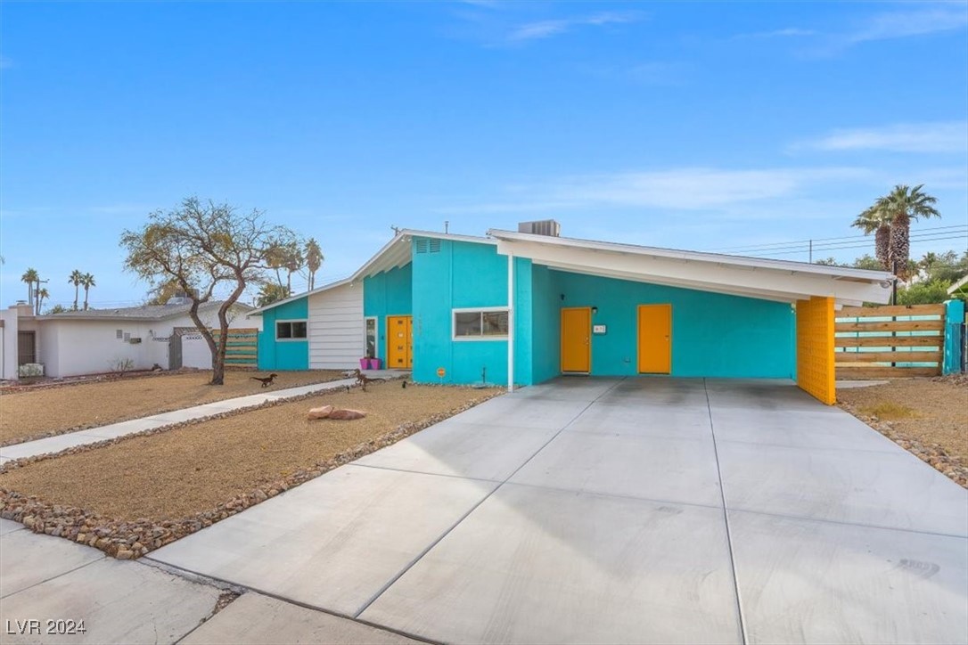 1589 Raindance Way