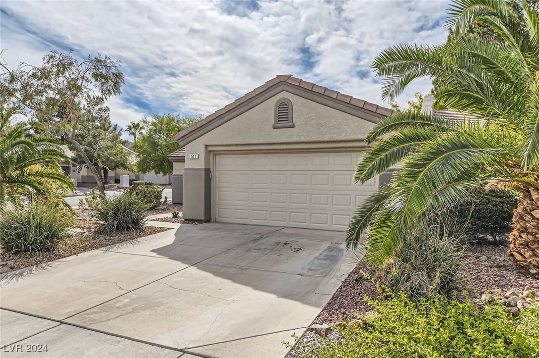 511 Dart Brook Place