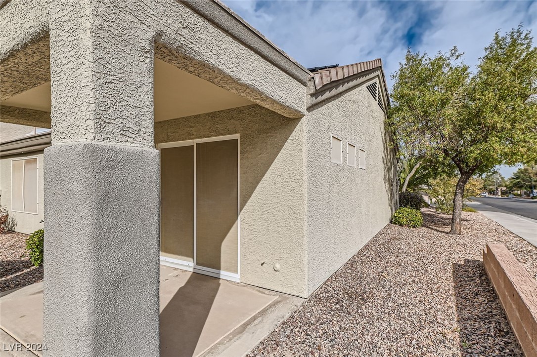 511 Dart Brook Place
