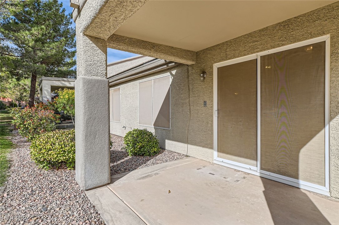 511 Dart Brook Place