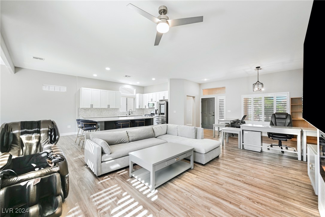 2821 Vista Butte Drive