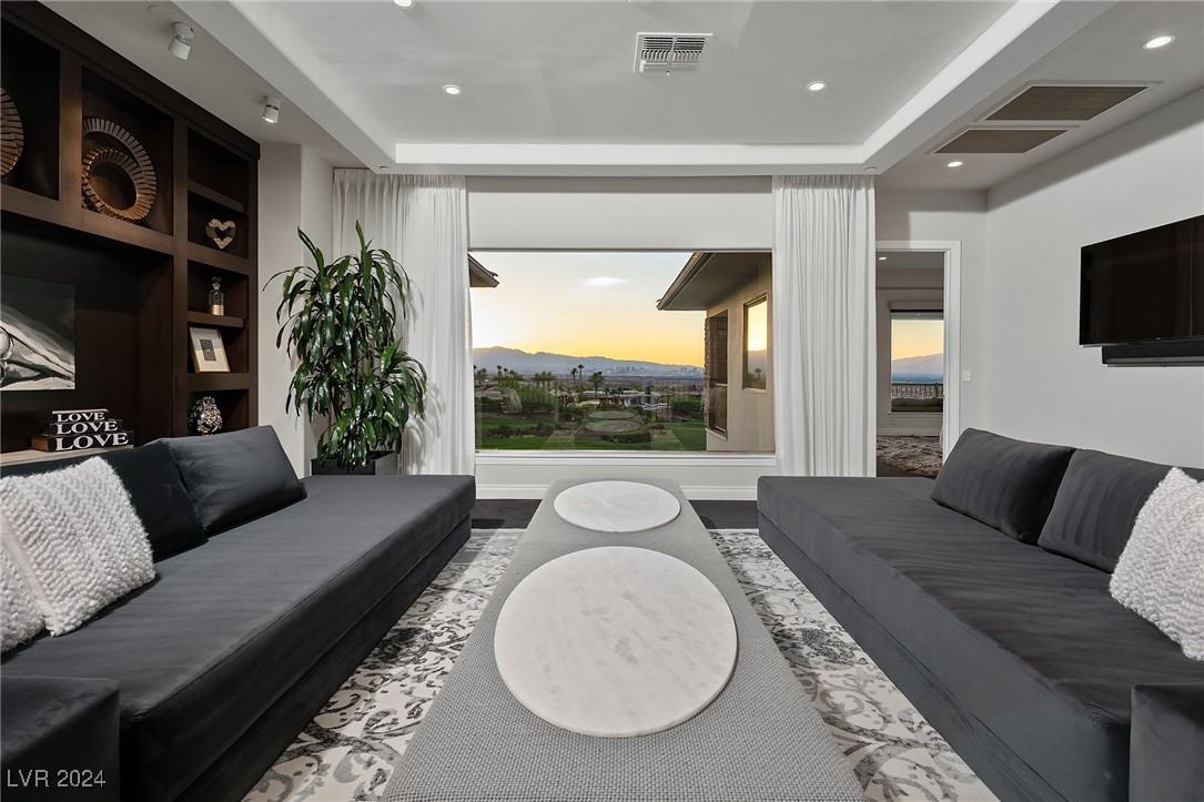 633 Saint Croix Street