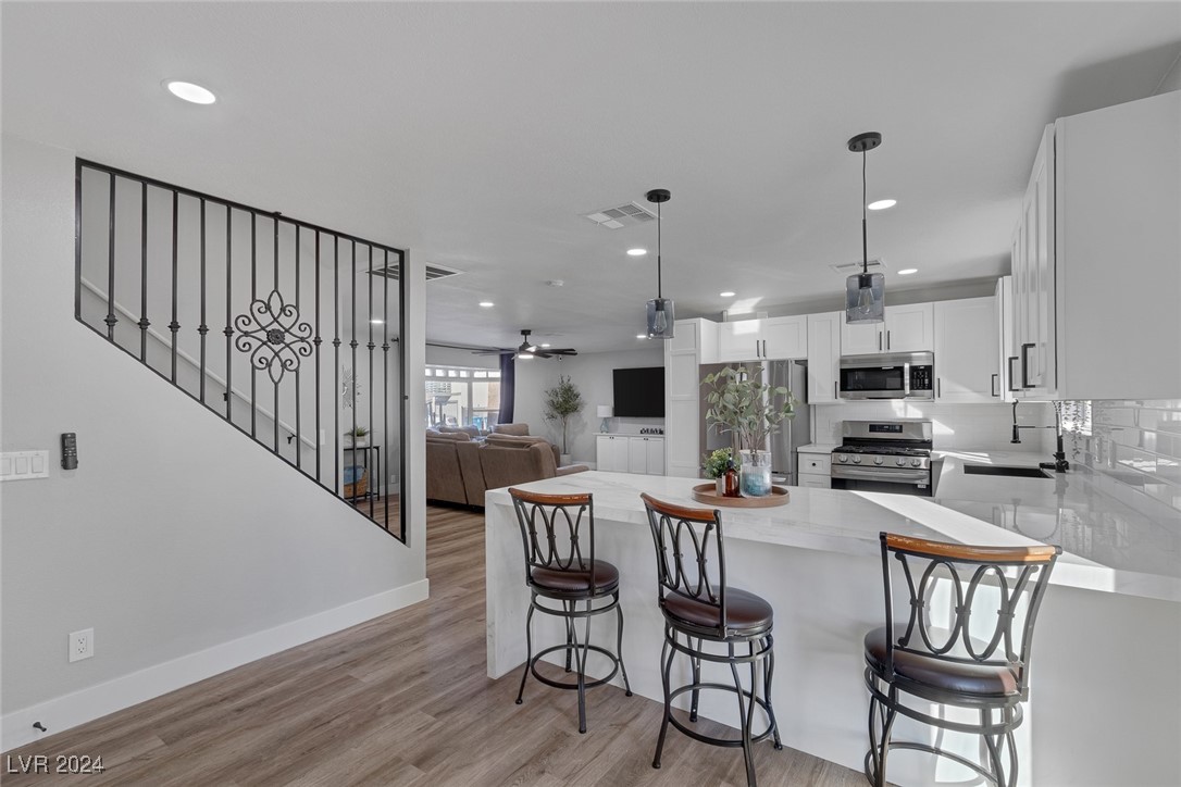 657 Glenwood Lane