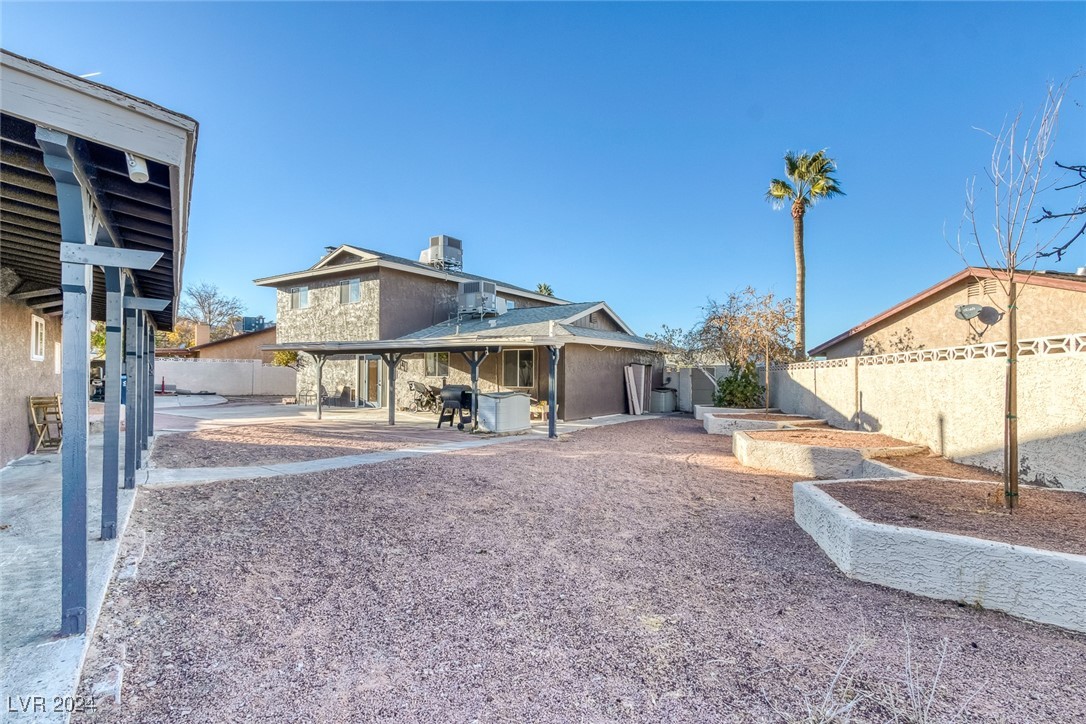 657 Glenwood Lane