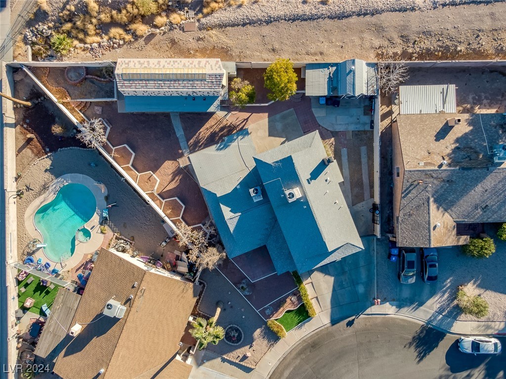 657 Glenwood Lane