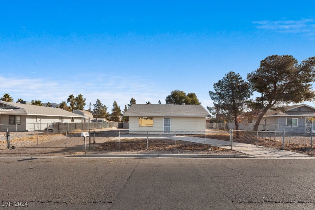 3030 Mountain Vista Street