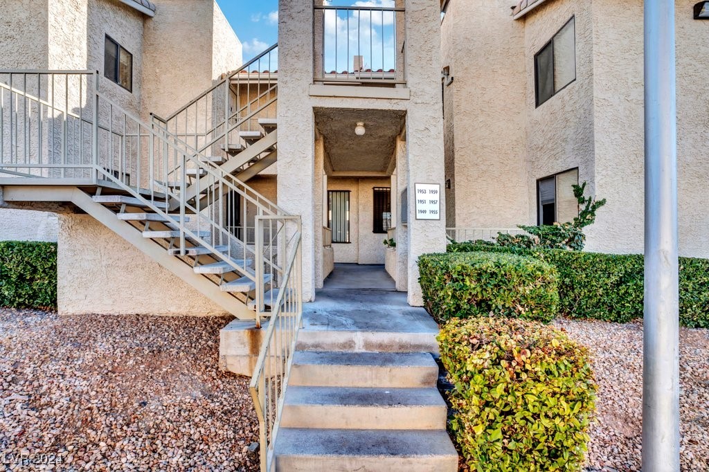 1951 Scimitar Drive 1951