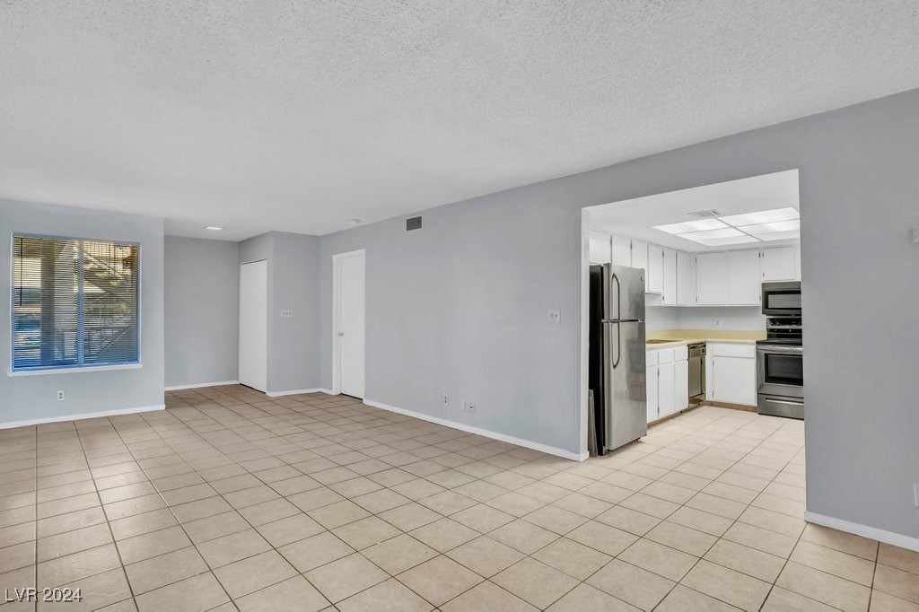 1951 Scimitar Drive 1951