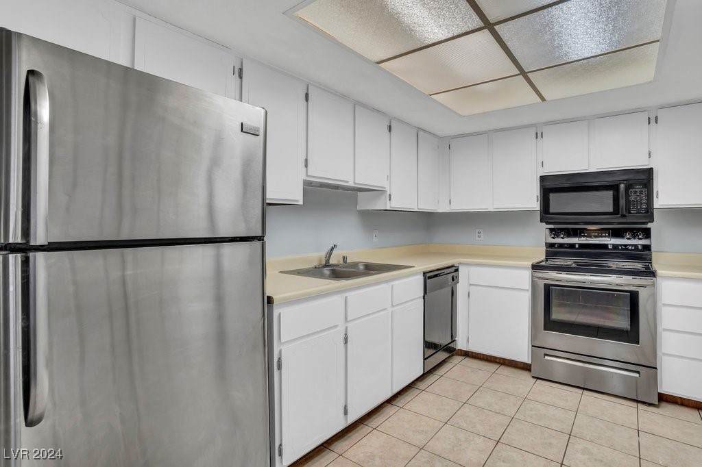 1951 Scimitar Drive 1951