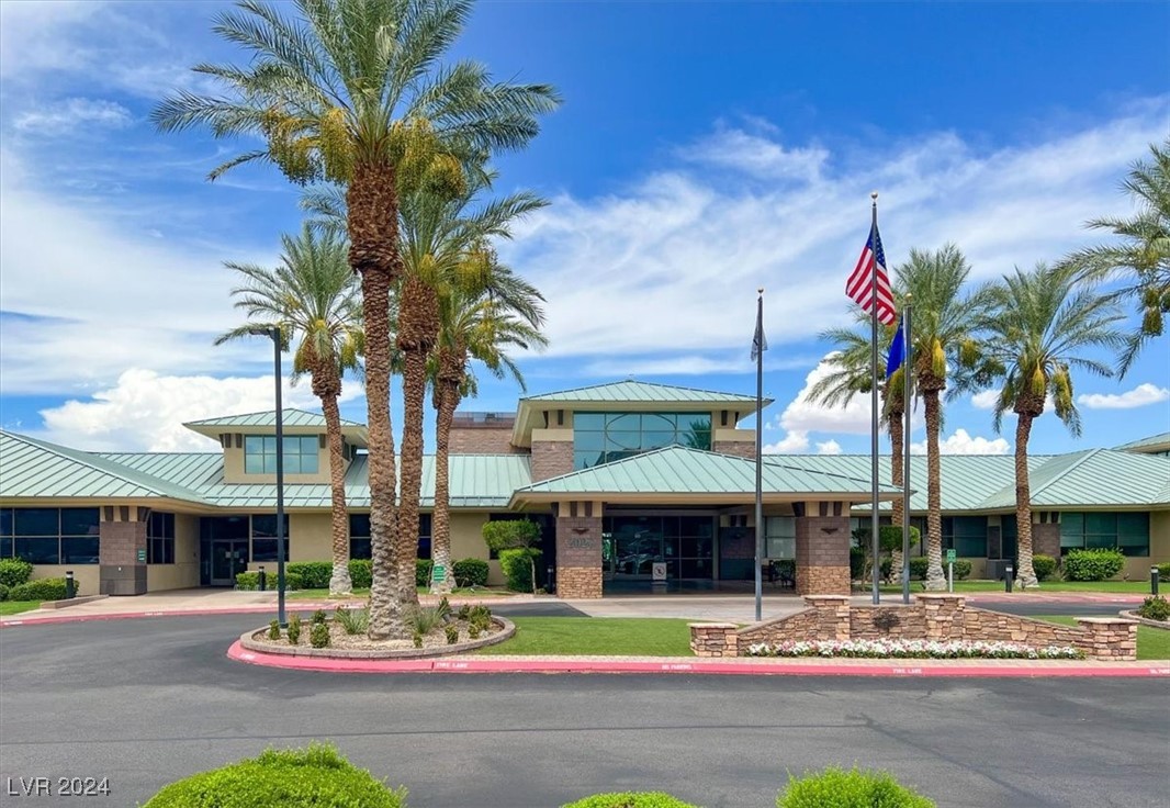 566 Cypress Gardens Place