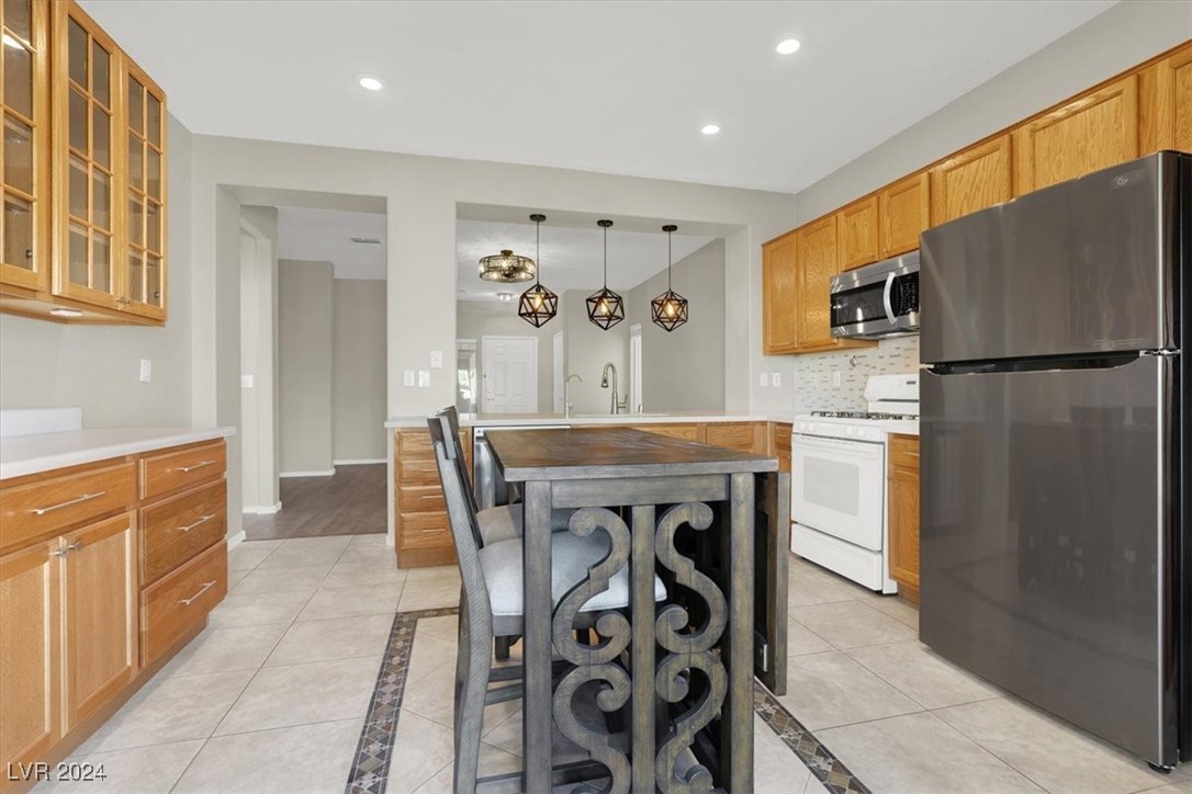 566 Cypress Gardens Place