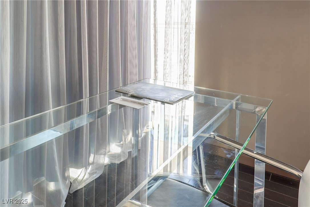 4381 West Flamingo Road 5201