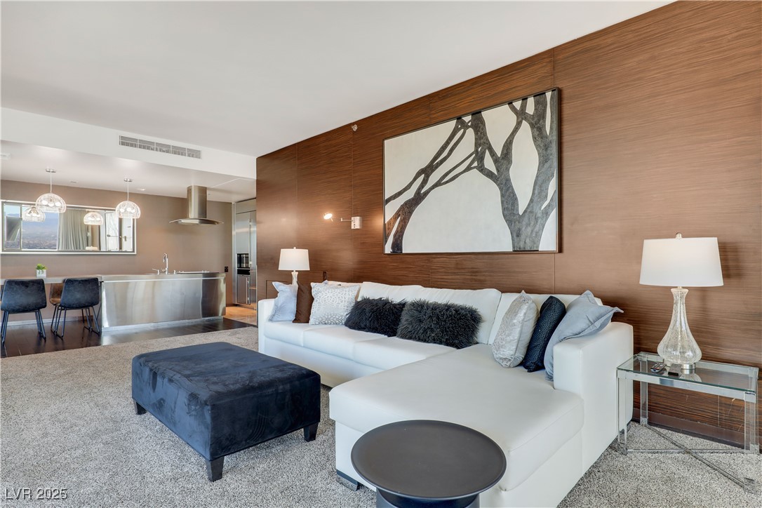 4381 West Flamingo Road 5201