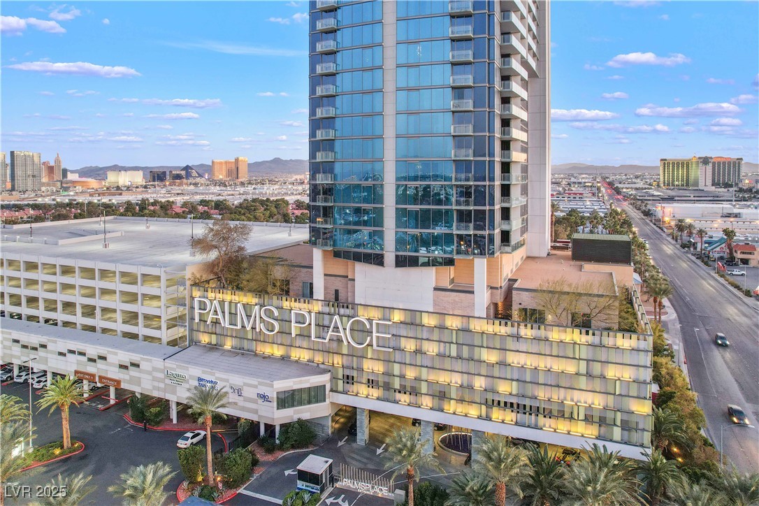 4381 West Flamingo Road 5201