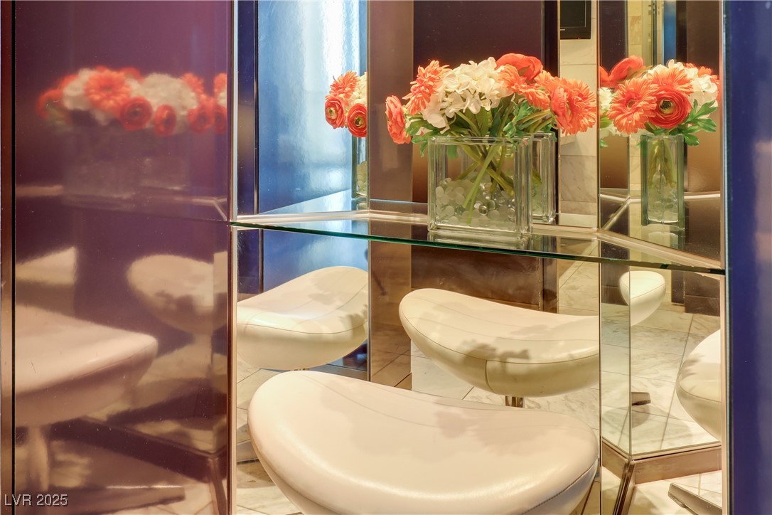 4381 West Flamingo Road 5201