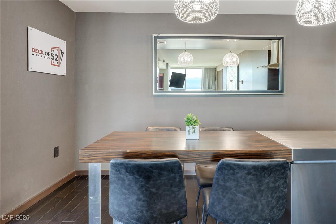 4381 West Flamingo Road 5201