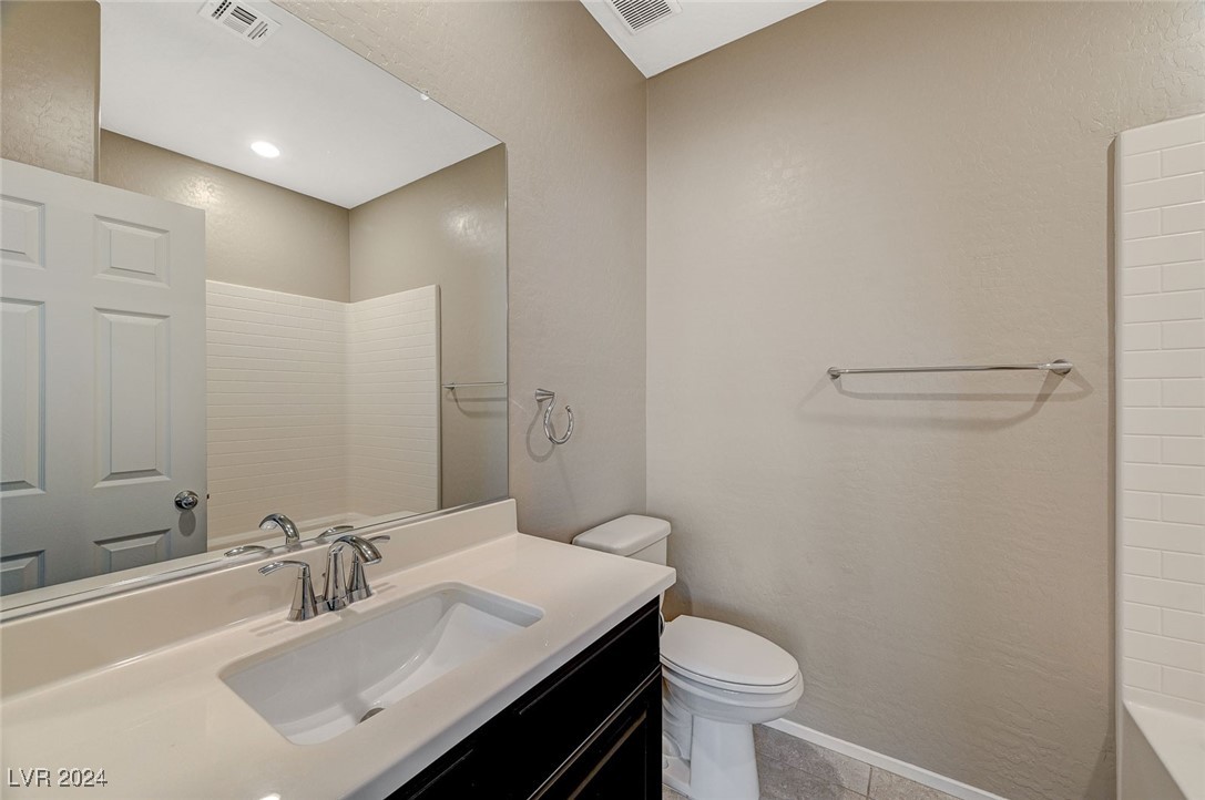 8493 Insignia Avenue 101
