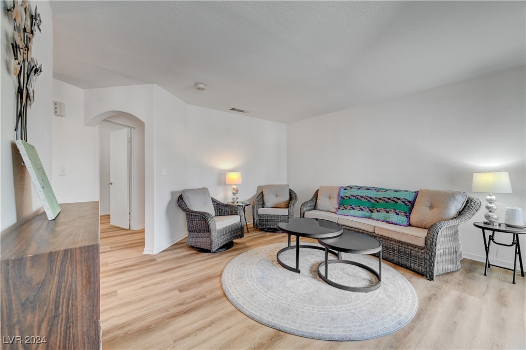 698 South Racetrack Road 1621
