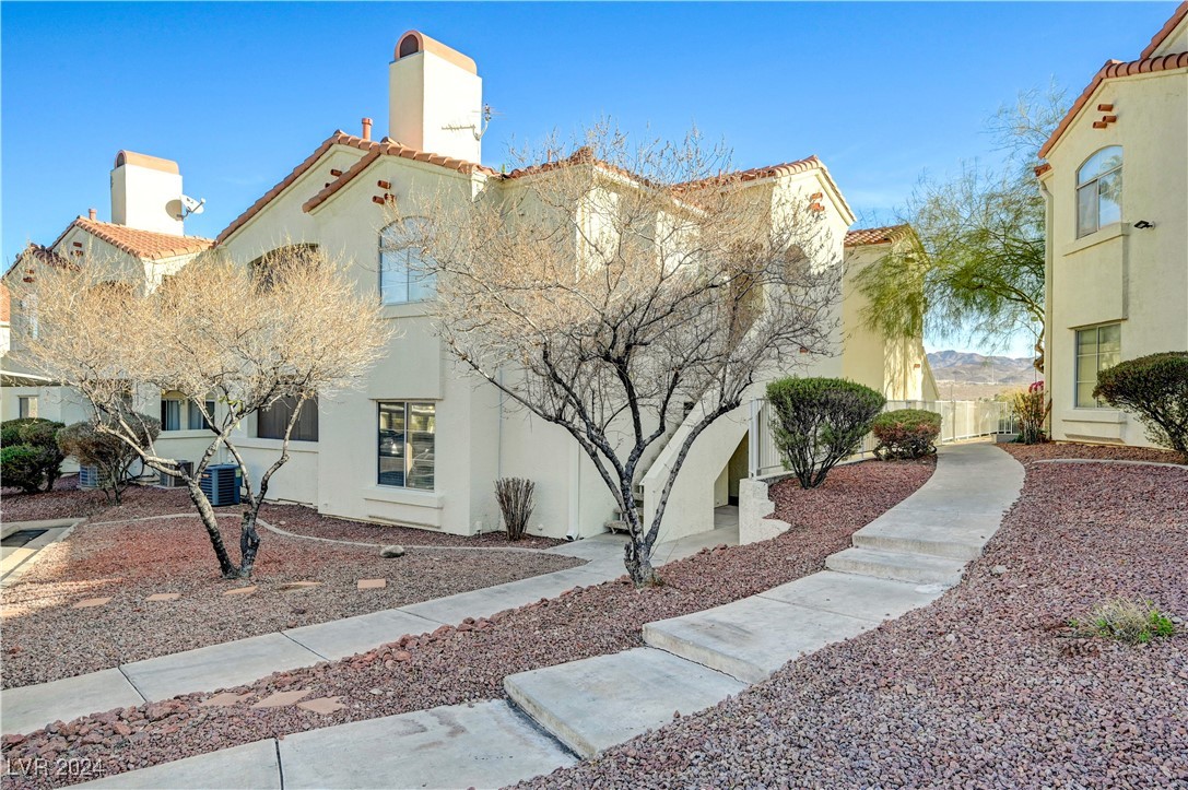 698 South Racetrack Road 1621