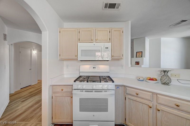 698 South Racetrack Road 1621