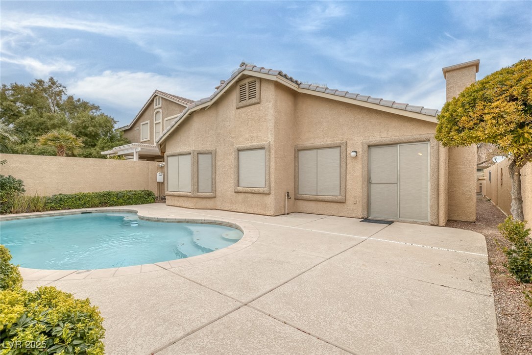 10381 Niagara Falls Lane