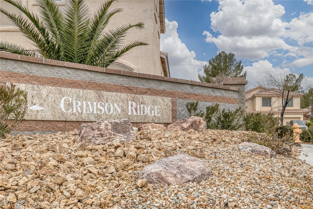 10381 Niagara Falls Lane