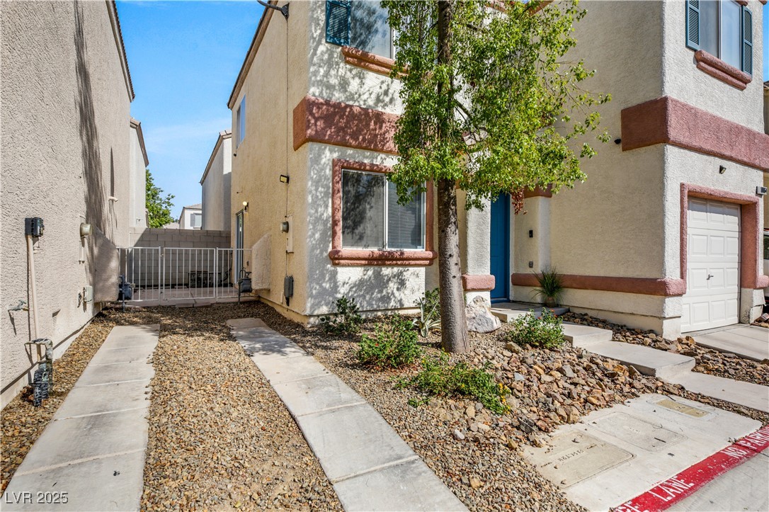 10064 Fragile Fields Street