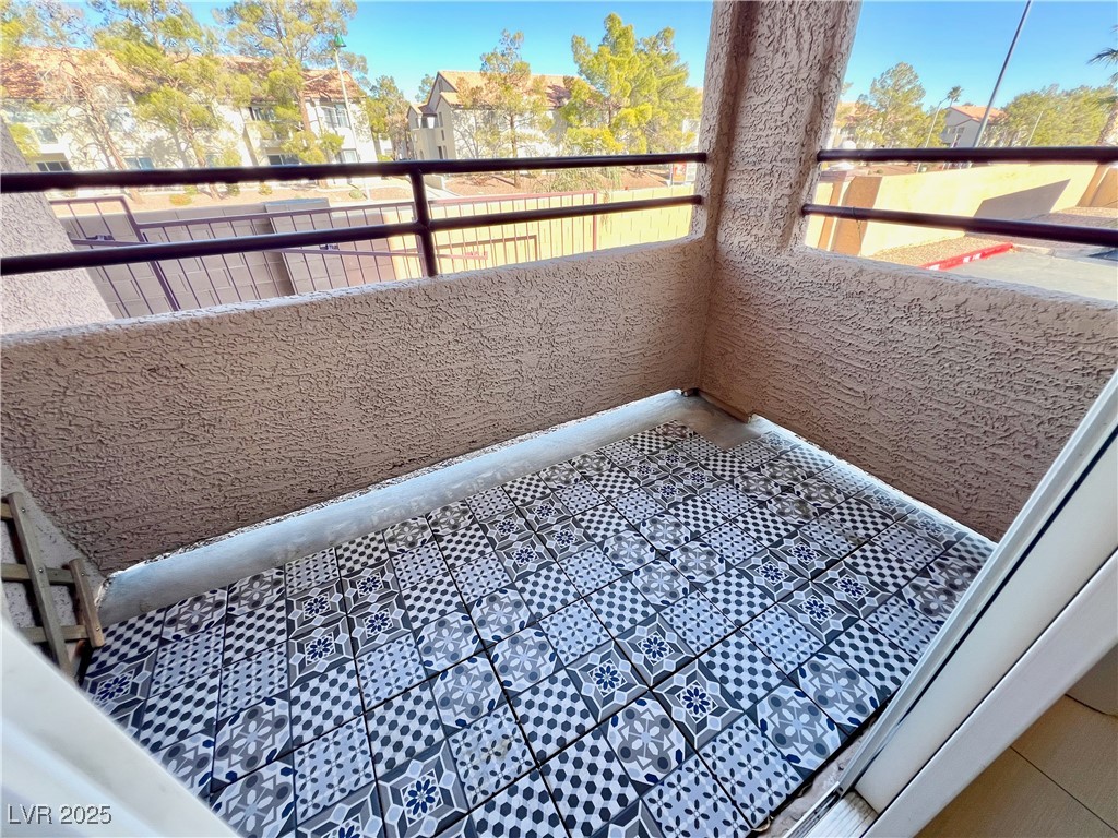 9325 West Desert Inn Road 188