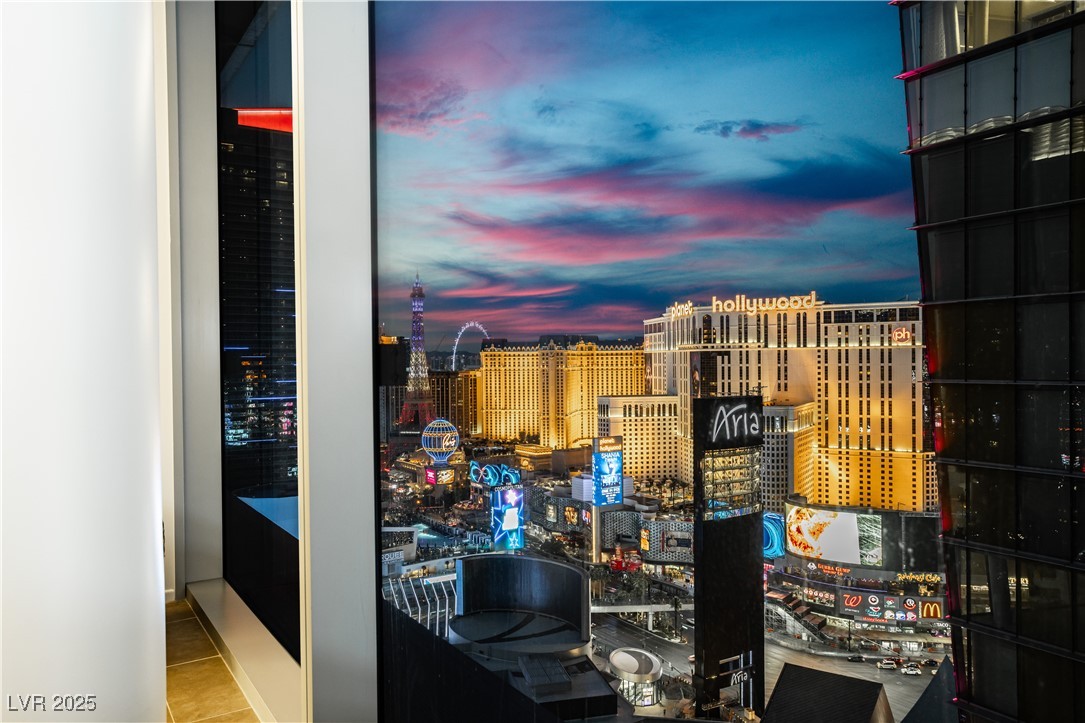 3726 Las Vegas Boulevard 2511