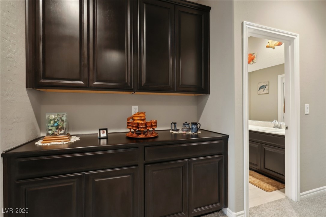 996 Alverstone Court