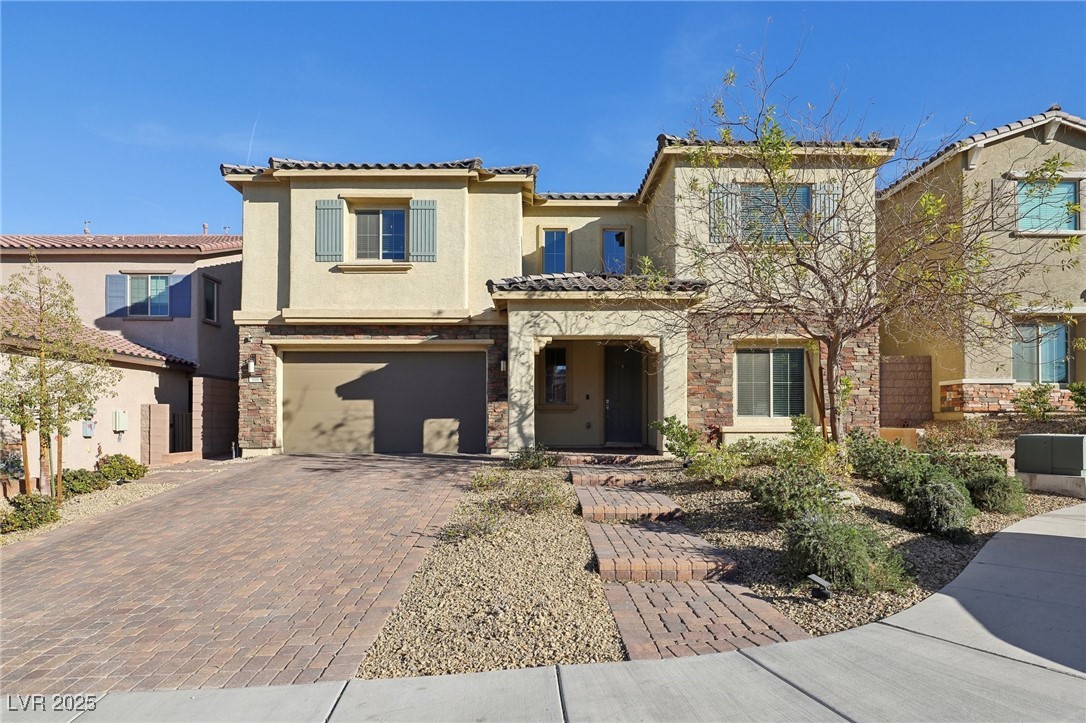 996 Alverstone Court