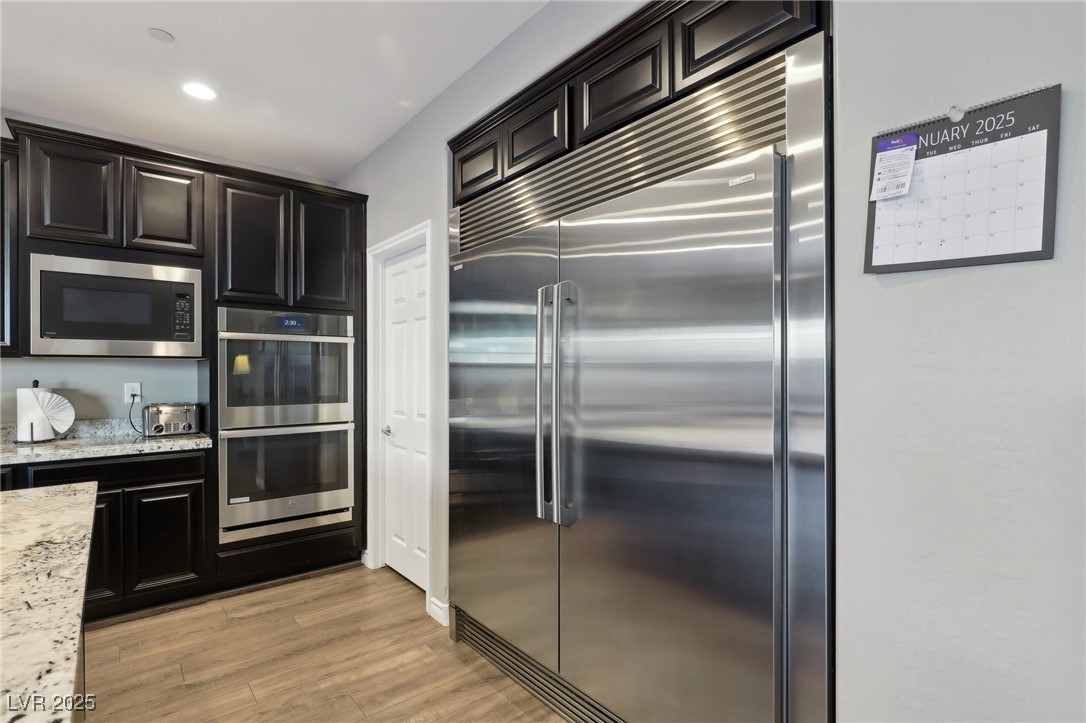 996 Alverstone Court