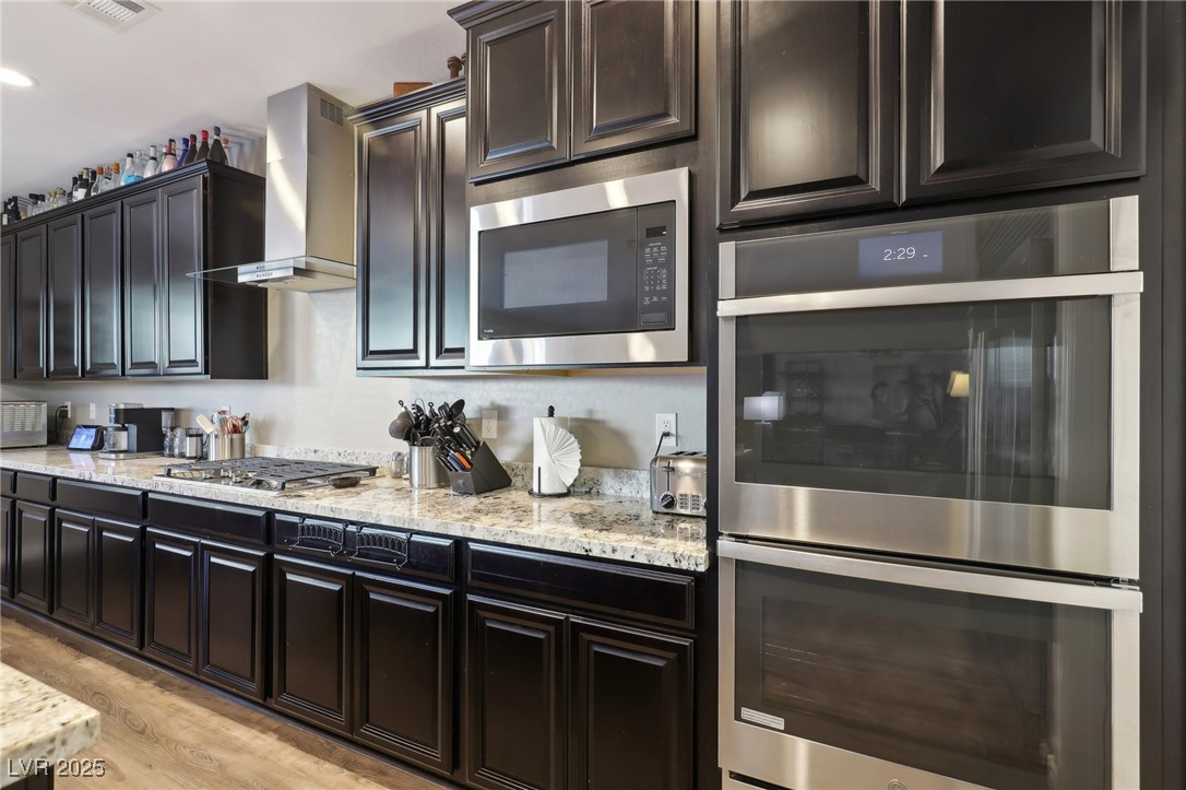 996 Alverstone Court