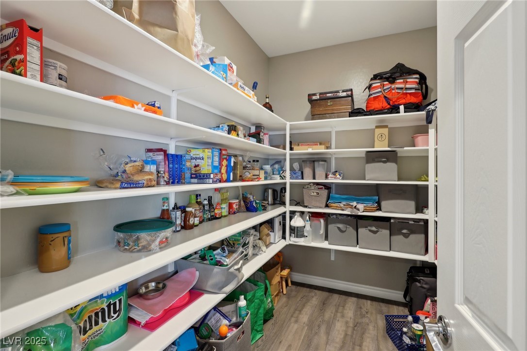 996 Alverstone Court