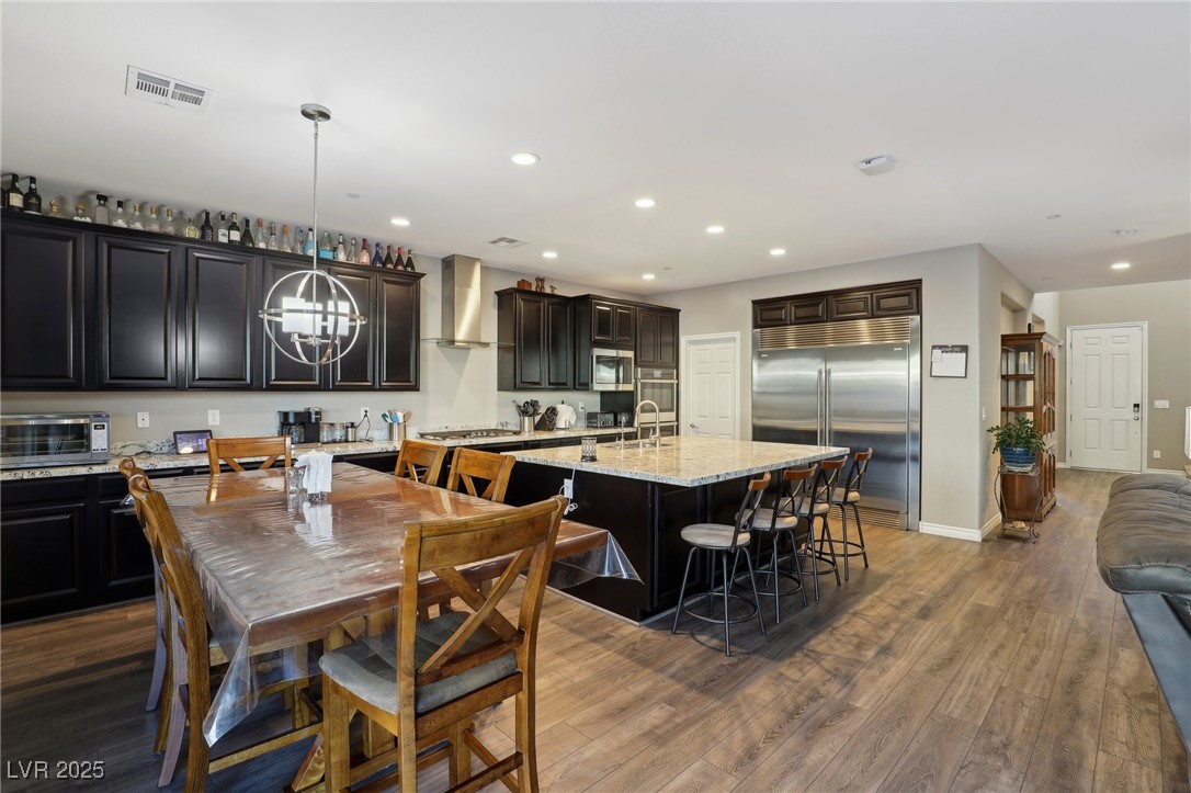 996 Alverstone Court