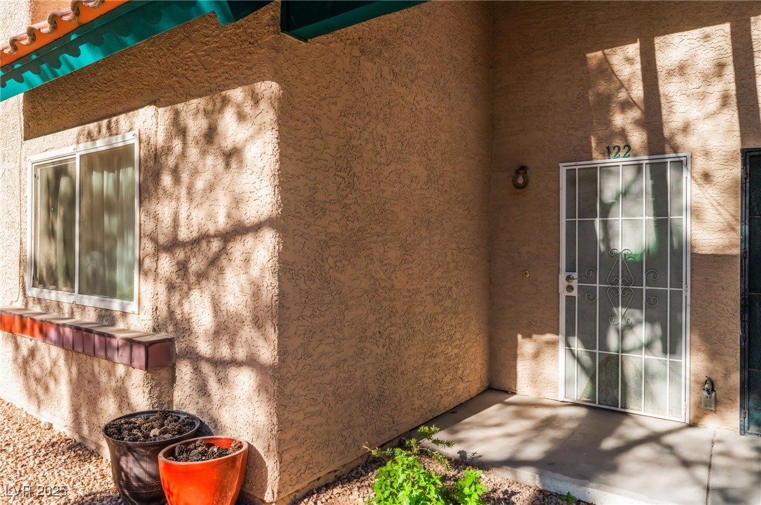 6750 Del Rey Avenue 122