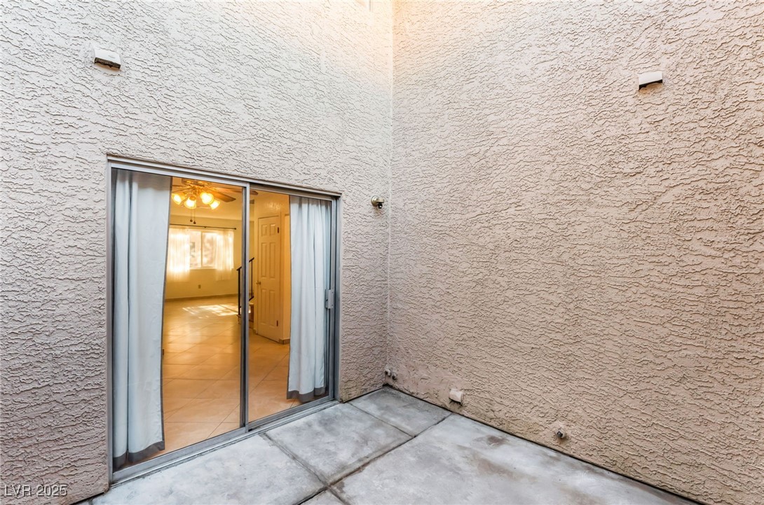 6750 Del Rey Avenue 122