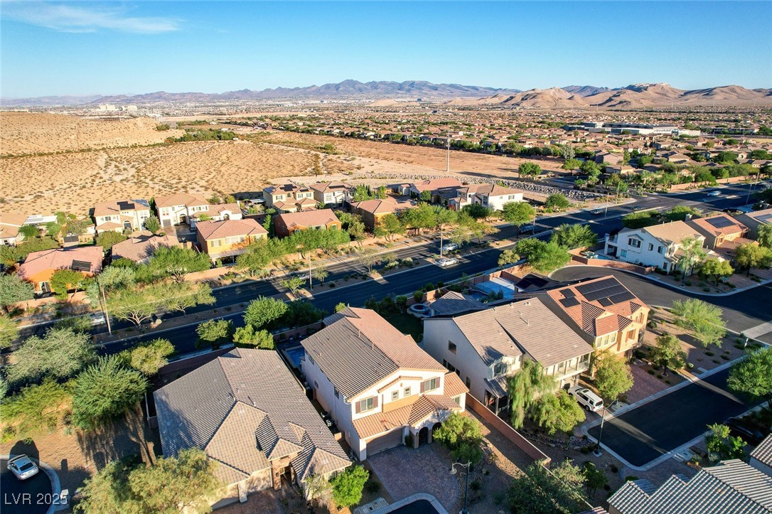 7821 Brianna Cheerful Avenue