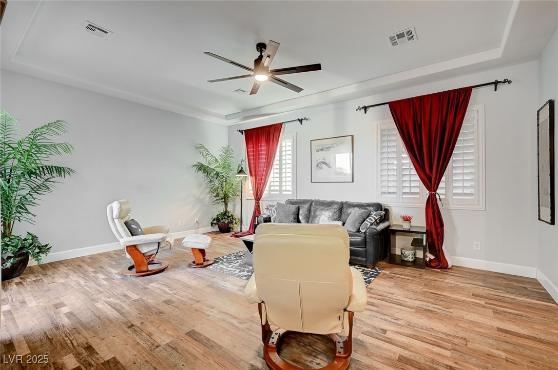 7821 Brianna Cheerful Avenue